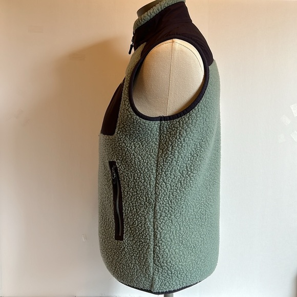 Marmot Wiley Vest in Sea fog- Nightshade Color  Women’s Size Smalll - Picture 5 of 14